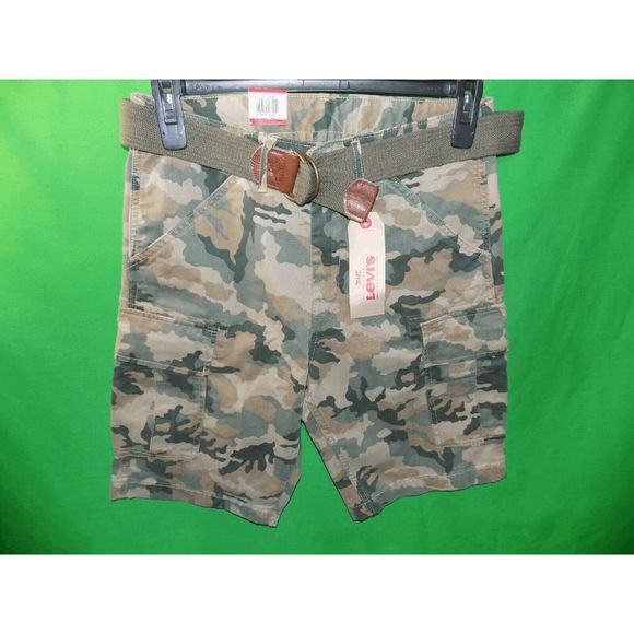 NEW Mens 30 LEVI'S Fort Cargo Shorts CAMO Green With Belt & Pockets 232430008 - Picture 1 of 4